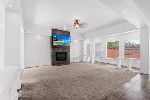 Vaulted ceiling over the family room