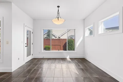 Dining area, windows onto the garden