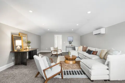 Upstairs bonus room